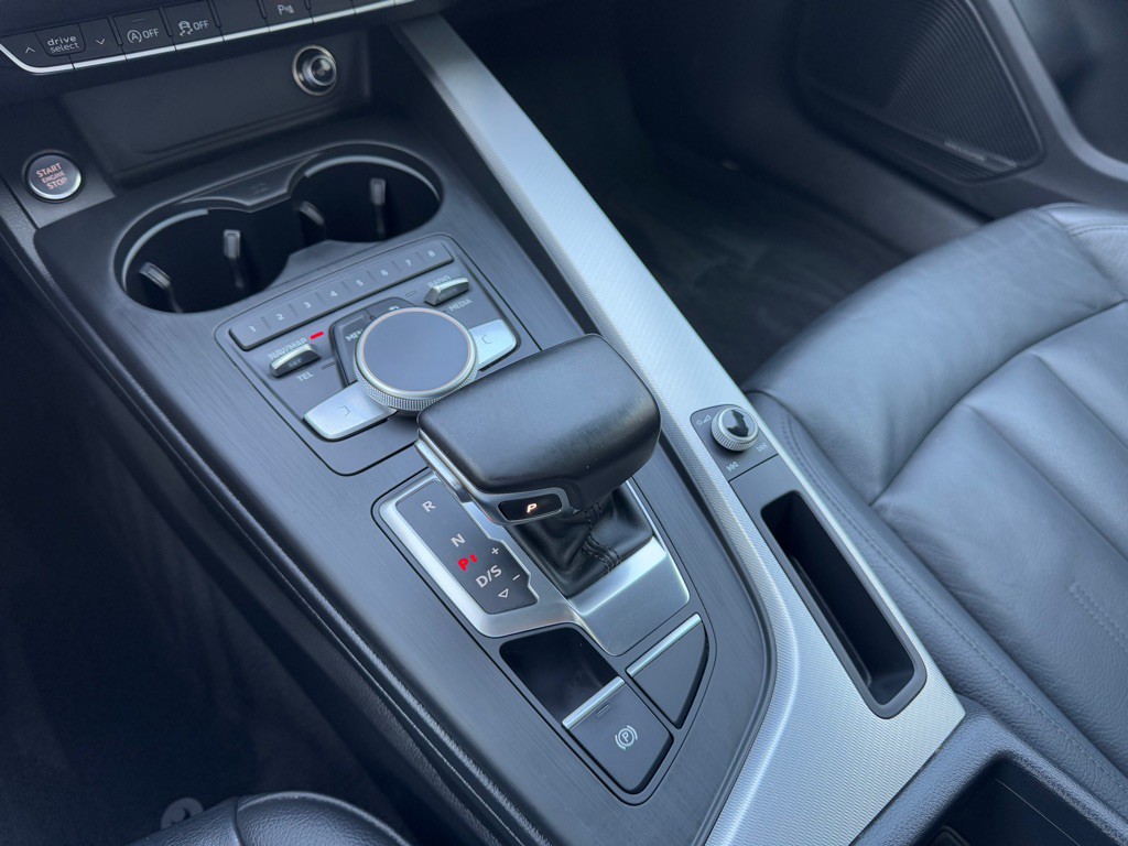 2017 Audi A4 Image 20