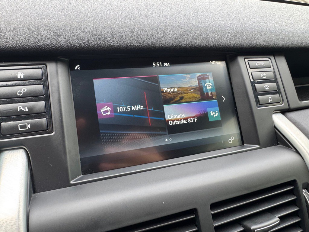 2019 Land Rover Discovery Sport Image 16