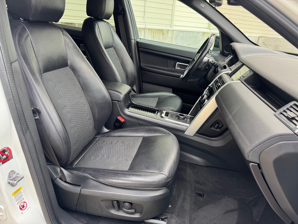 2019 Land Rover Discovery Sport Image 27