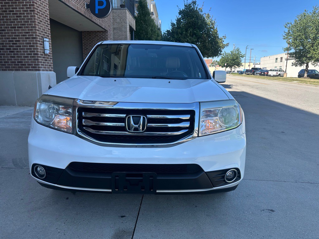2014 Honda Pilot Image 2