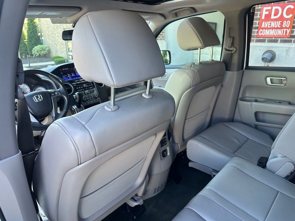 2014 Honda Pilot Image 16