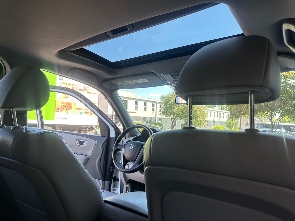 2014 Honda Pilot Image 24