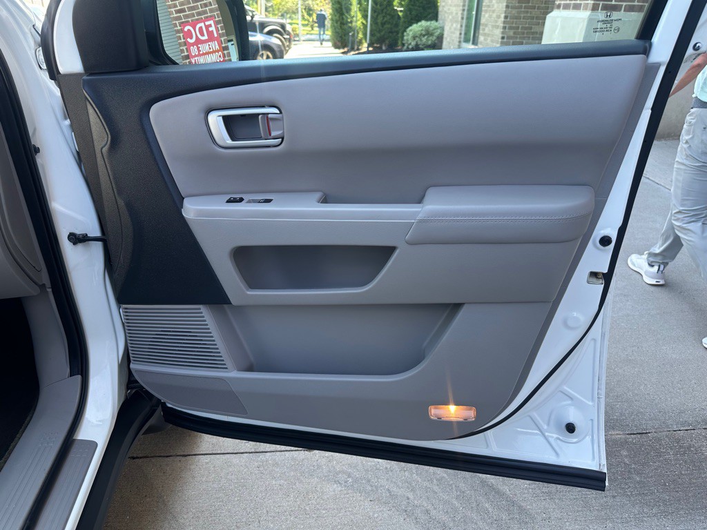 2014 Honda Pilot Image 30