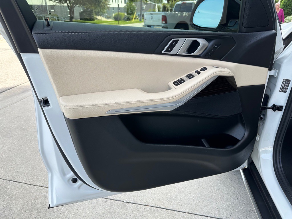 2020 BMW X5 Image 11