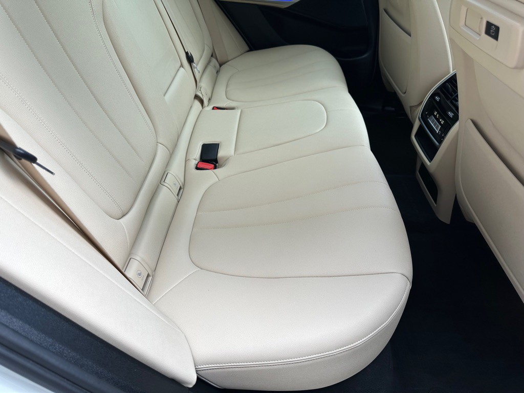 2020 BMW X5 Image 21