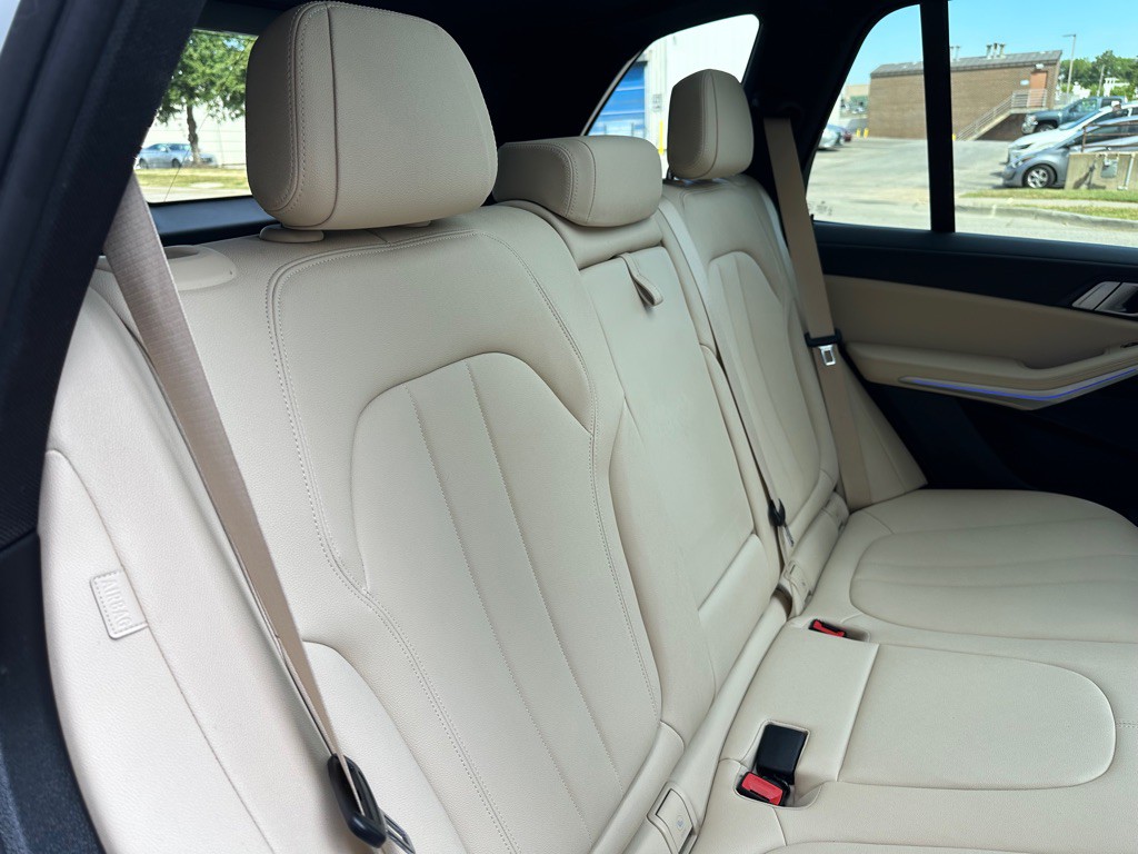 2020 BMW X5 Image 22