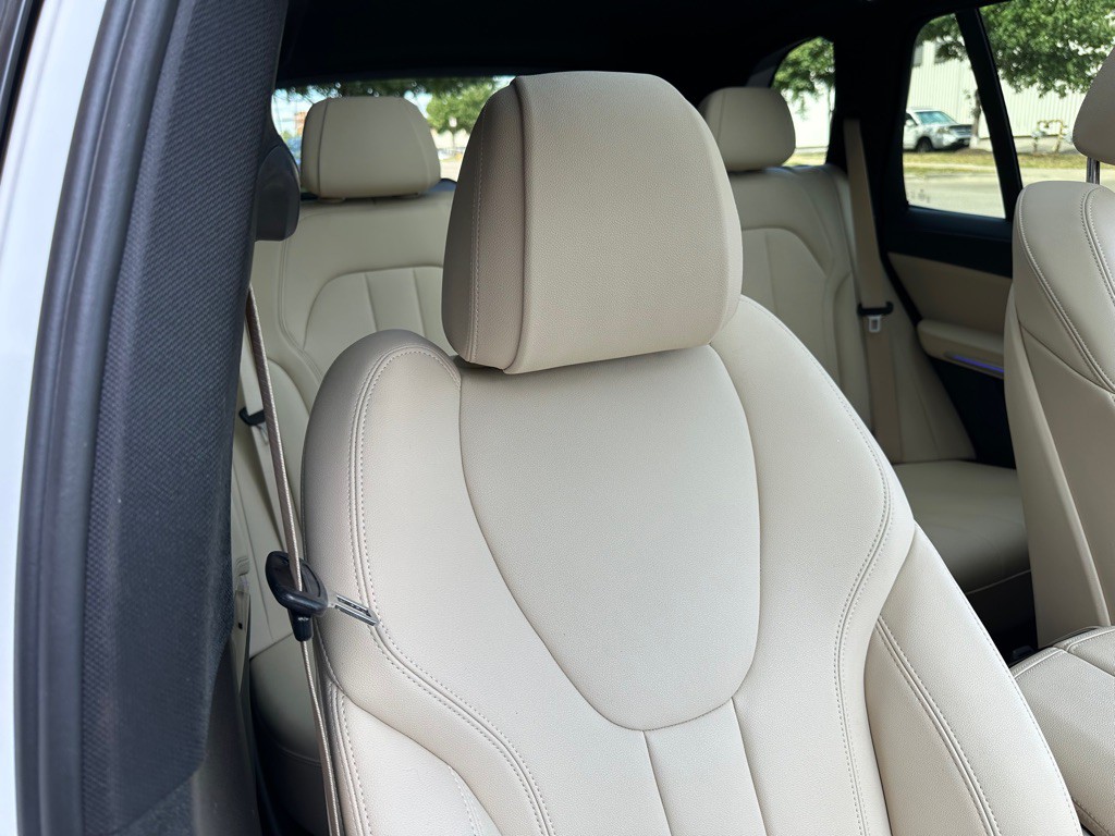2020 BMW X5 Image 28
