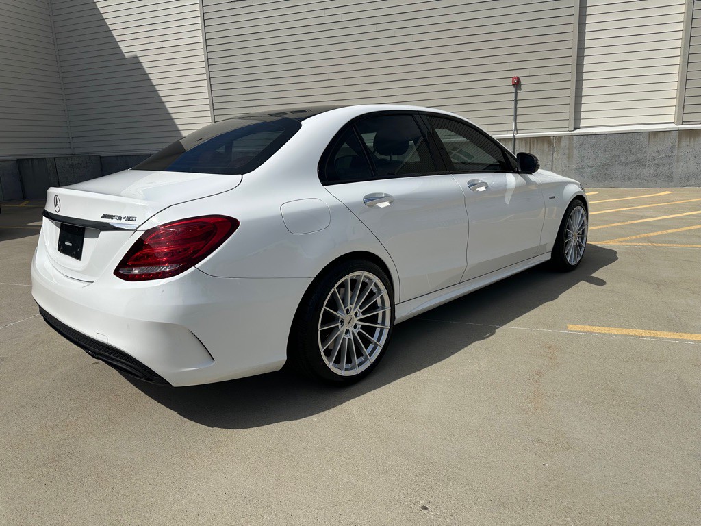 2016 Mercedes-Benz C-Class Image 7