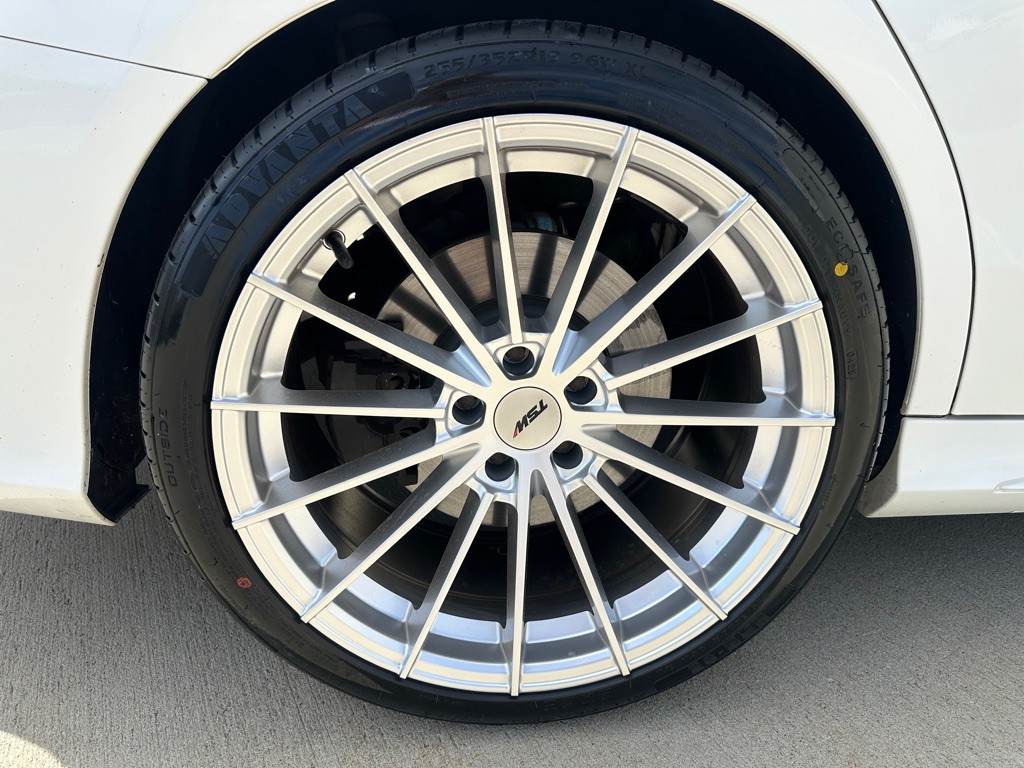 2016 Mercedes-Benz C-Class Image 9