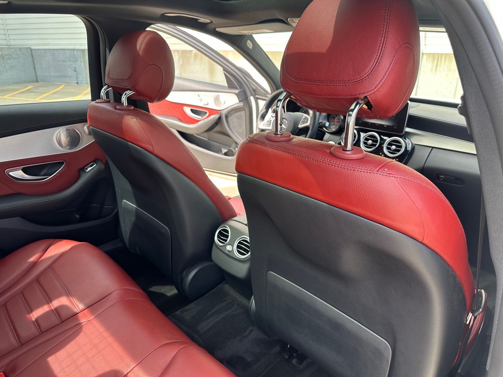 2016 Mercedes-Benz C-Class Image 23