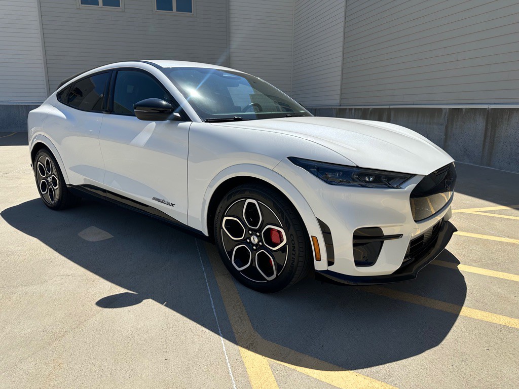 2021 Ford Mustang Image 1