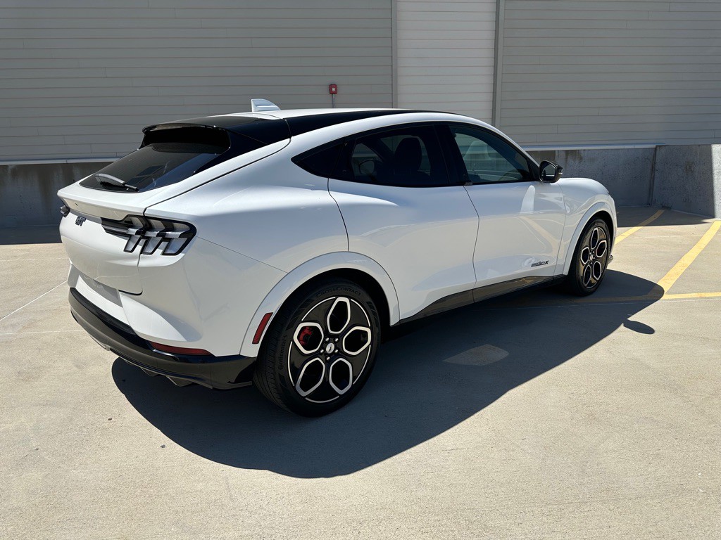 2021 Ford Mustang Image 7