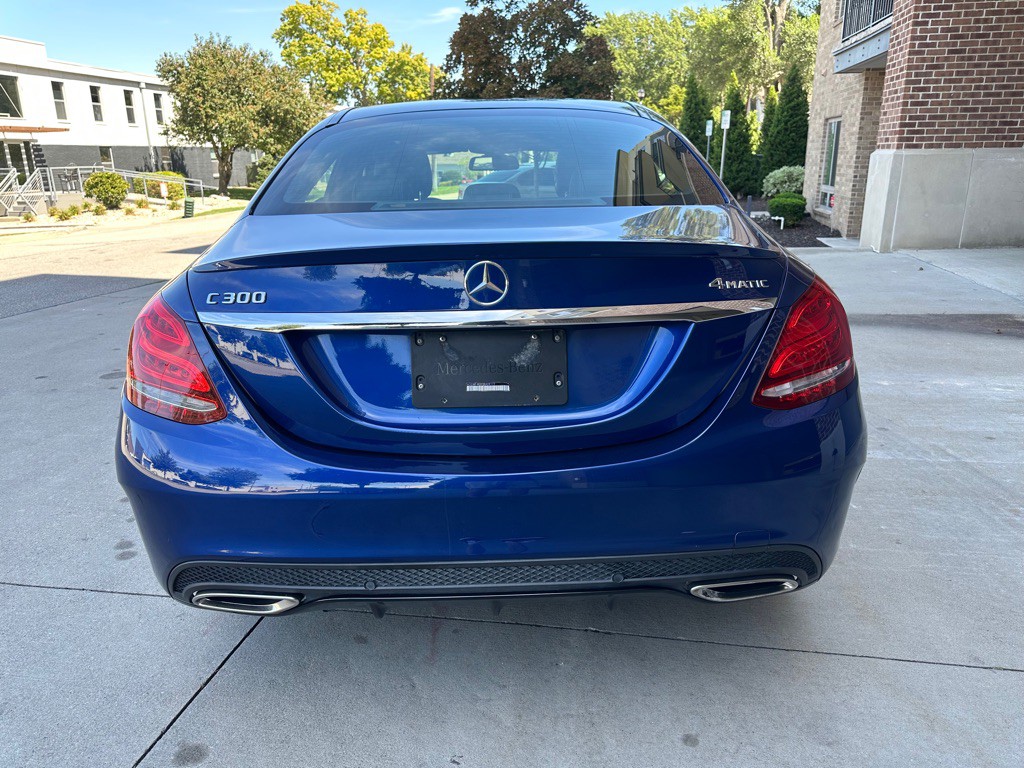 2018 Mercedes-Benz C-Class Image 6