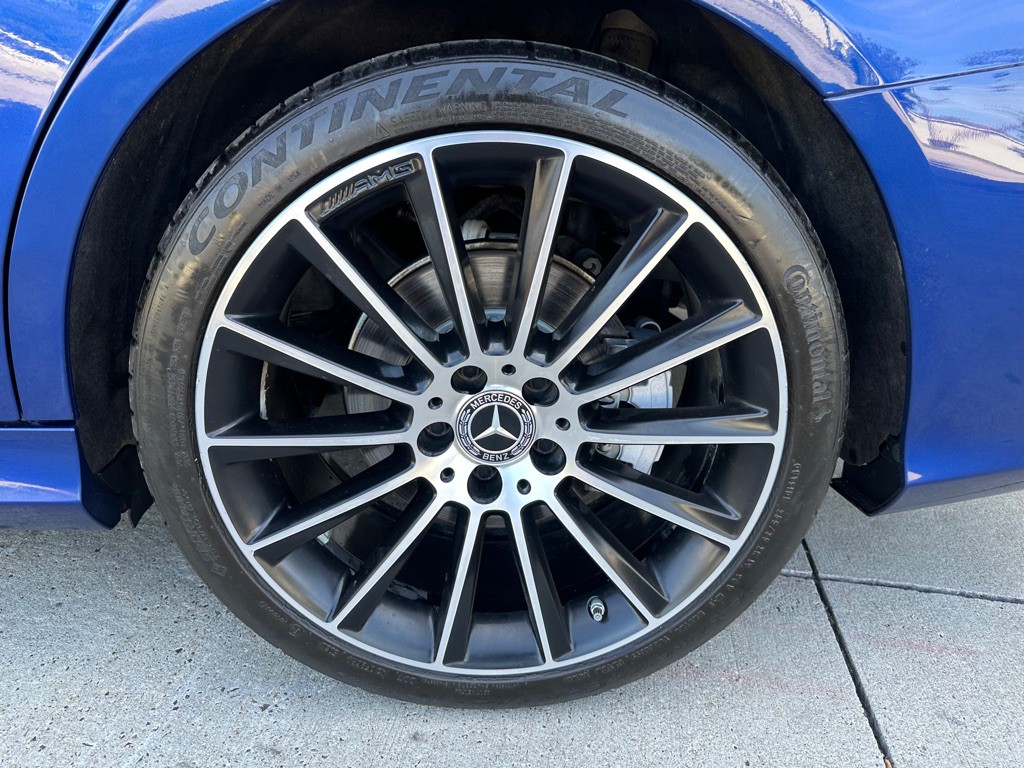 2018 Mercedes-Benz C-Class Image 10