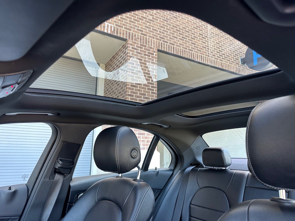 2018 Mercedes-Benz C-Class Image 12