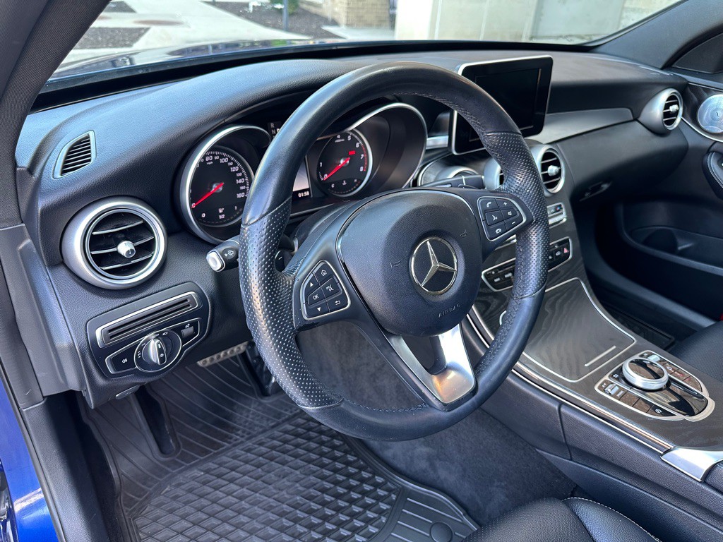 2018 Mercedes-Benz C-Class Image 14