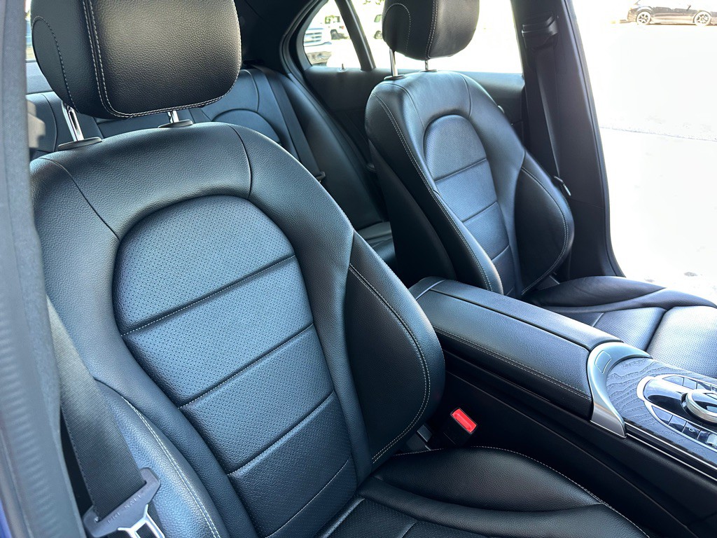 2018 Mercedes-Benz C-Class Image 29