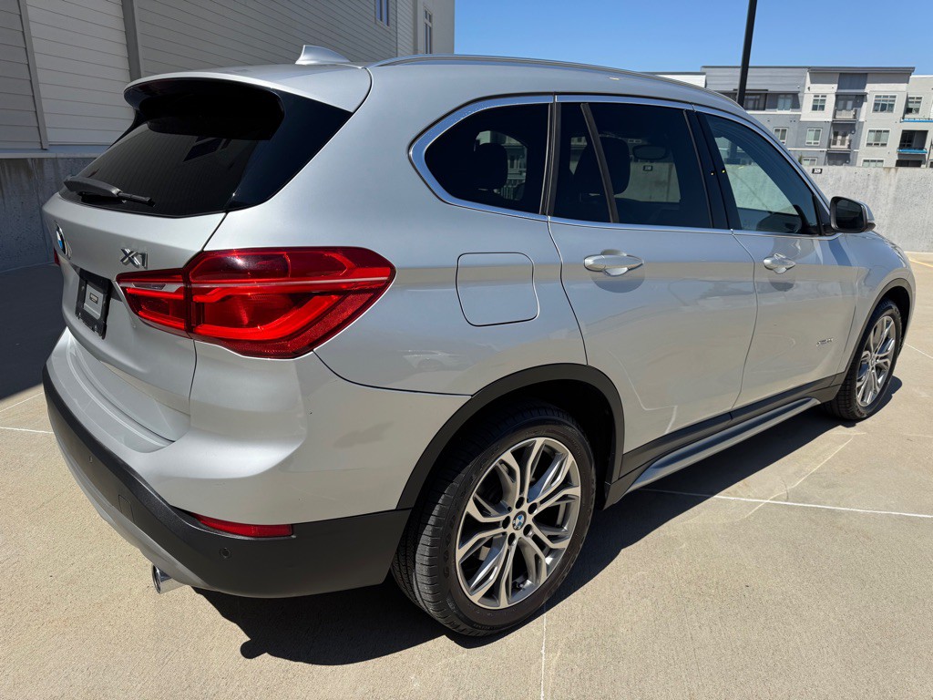 2017 BMW X1 Image 3