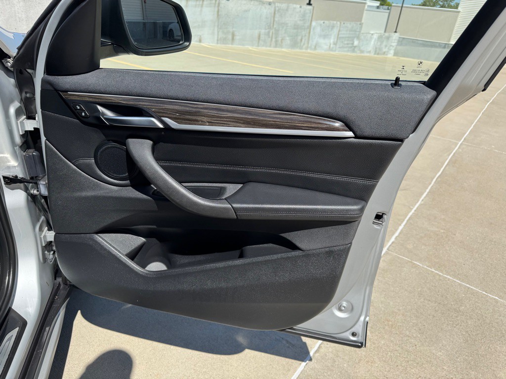 2017 BMW X1 Image 26