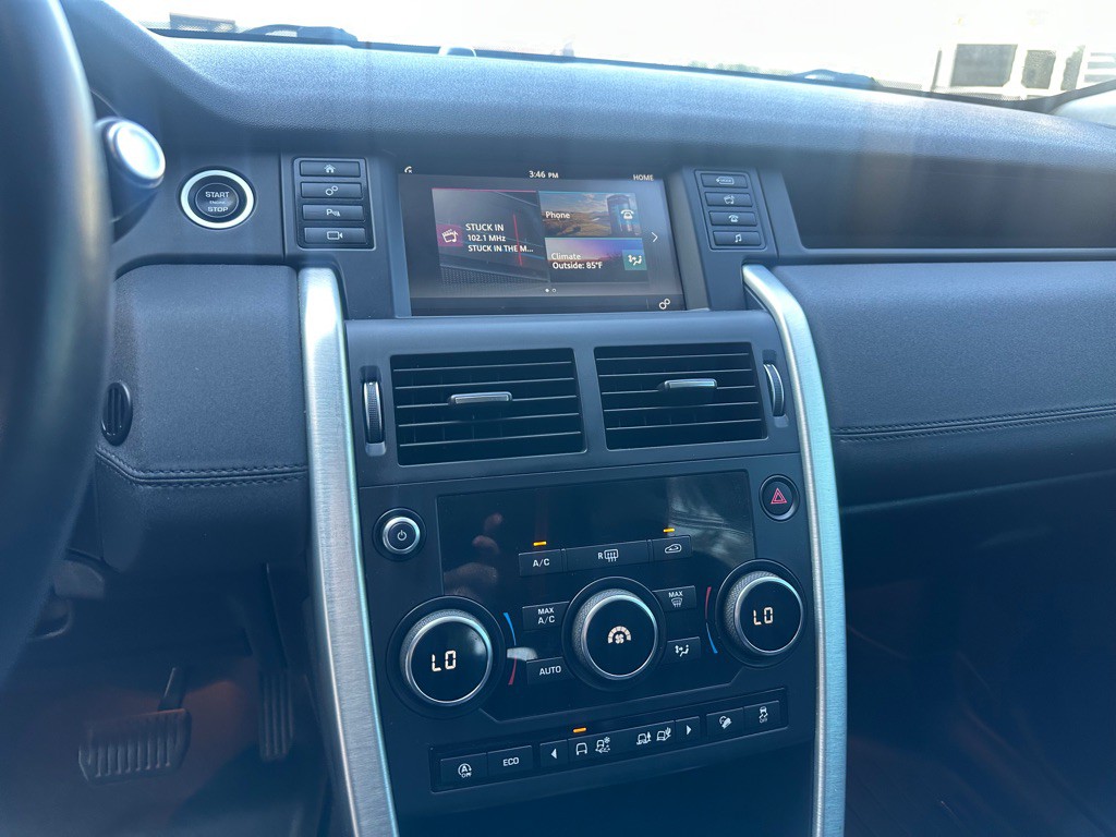 2019 Land Rover Discovery Sport Image 11