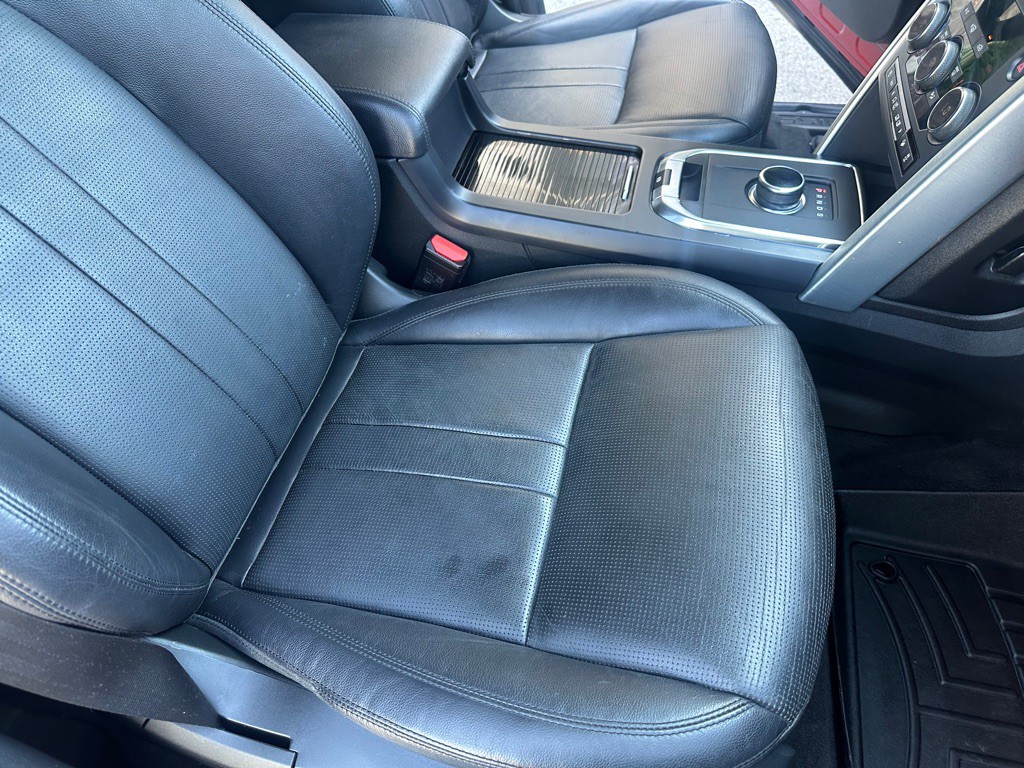 2019 Land Rover Discovery Sport Image 23