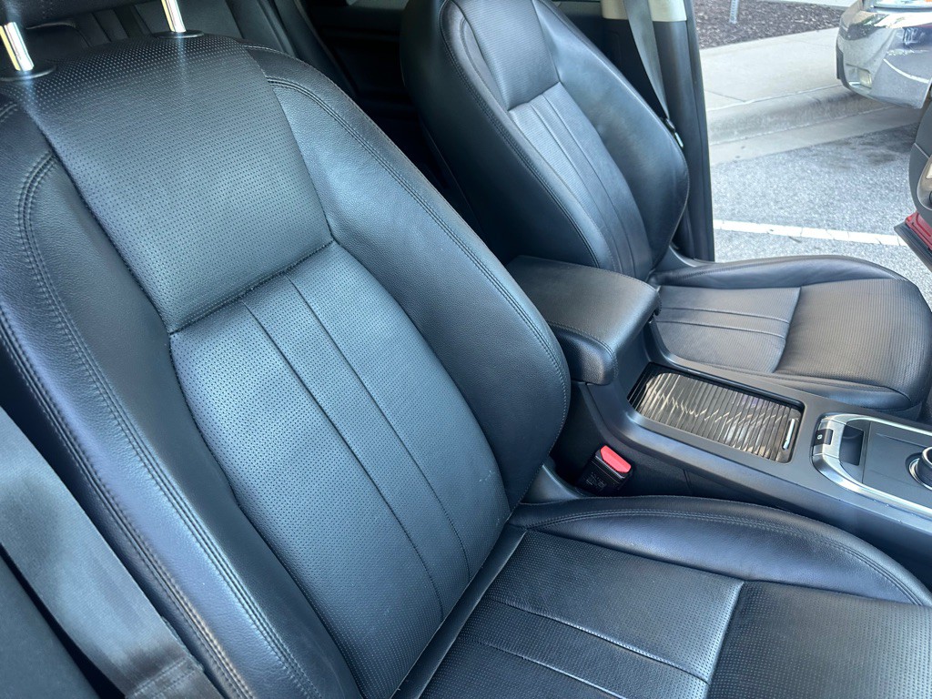 2019 Land Rover Discovery Sport Image 24
