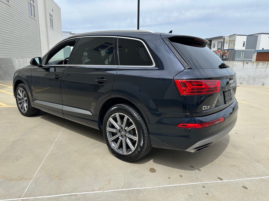 2017 Audi Q7 Image 3