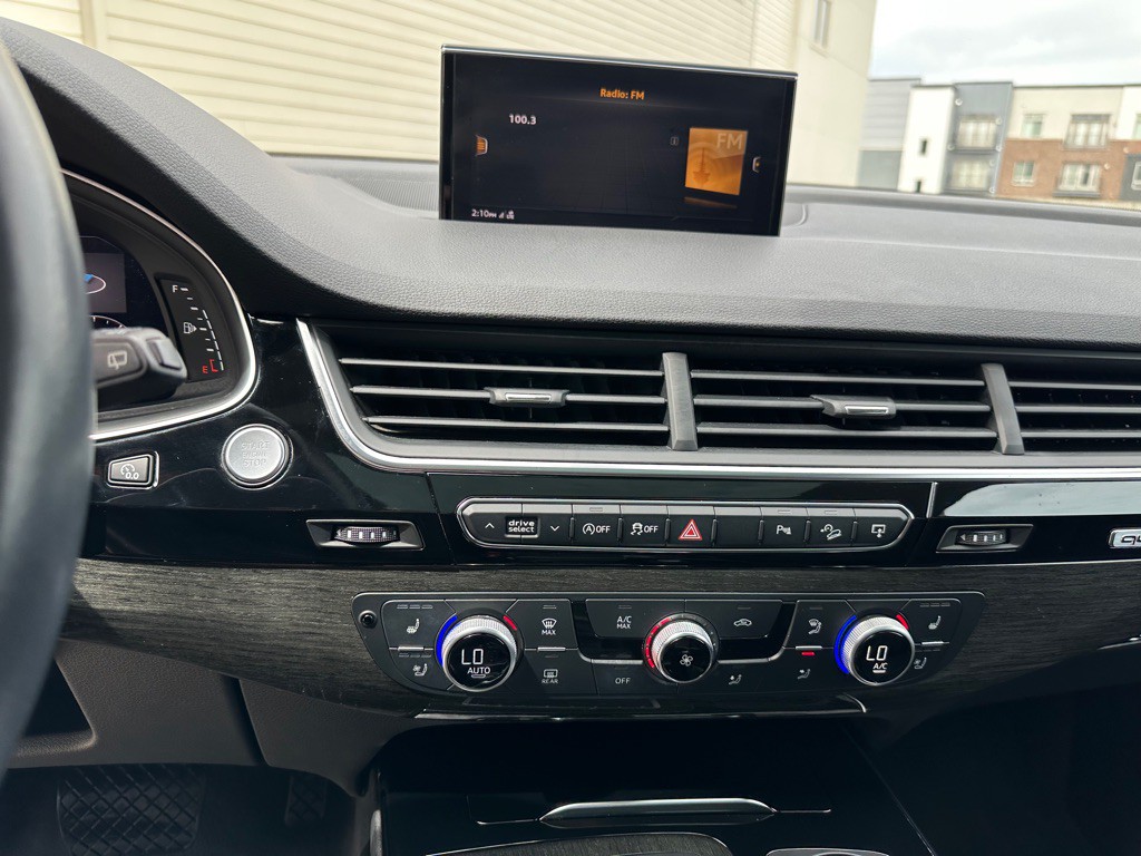 2017 Audi Q7 Image 8