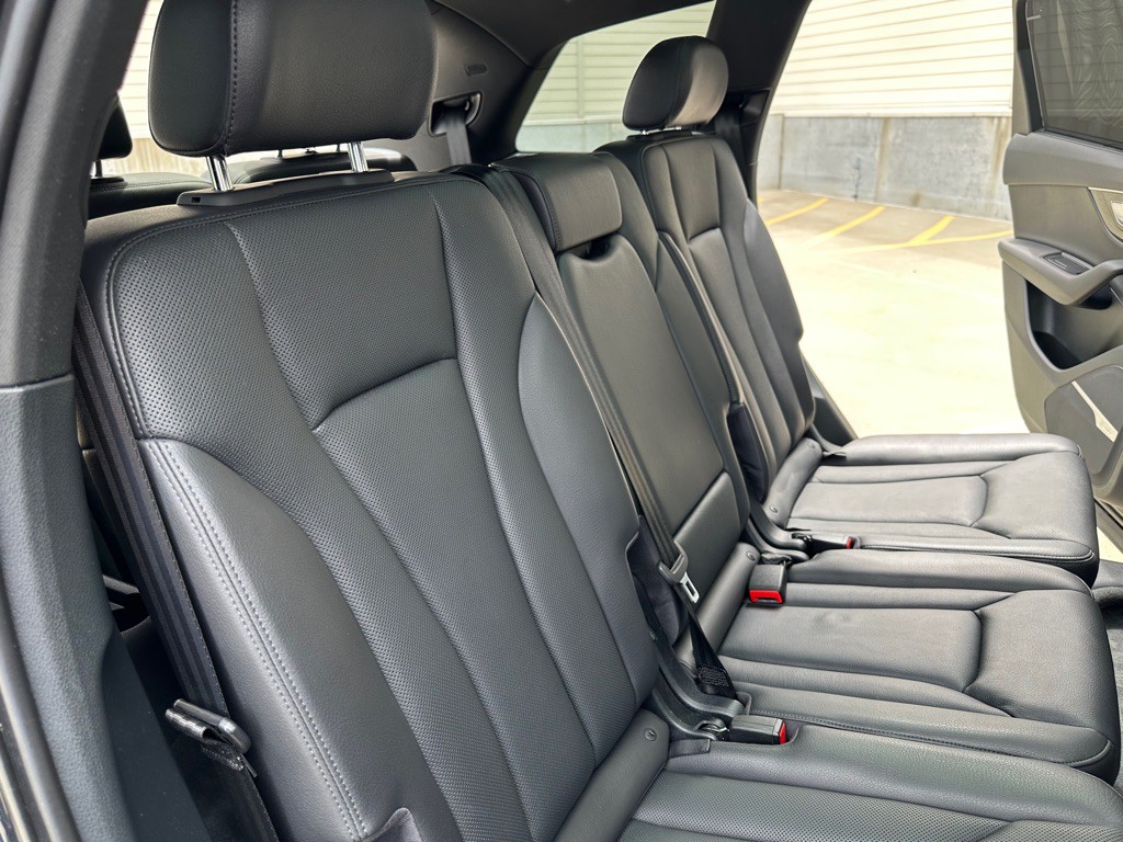 2017 Audi Q7 Image 22