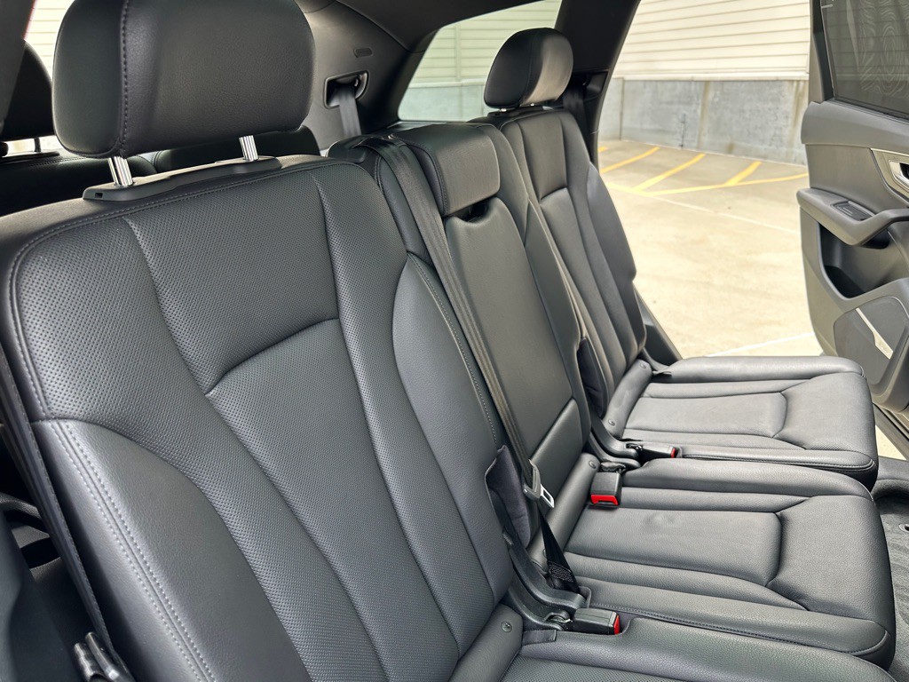 2017 Audi Q7 Image 24