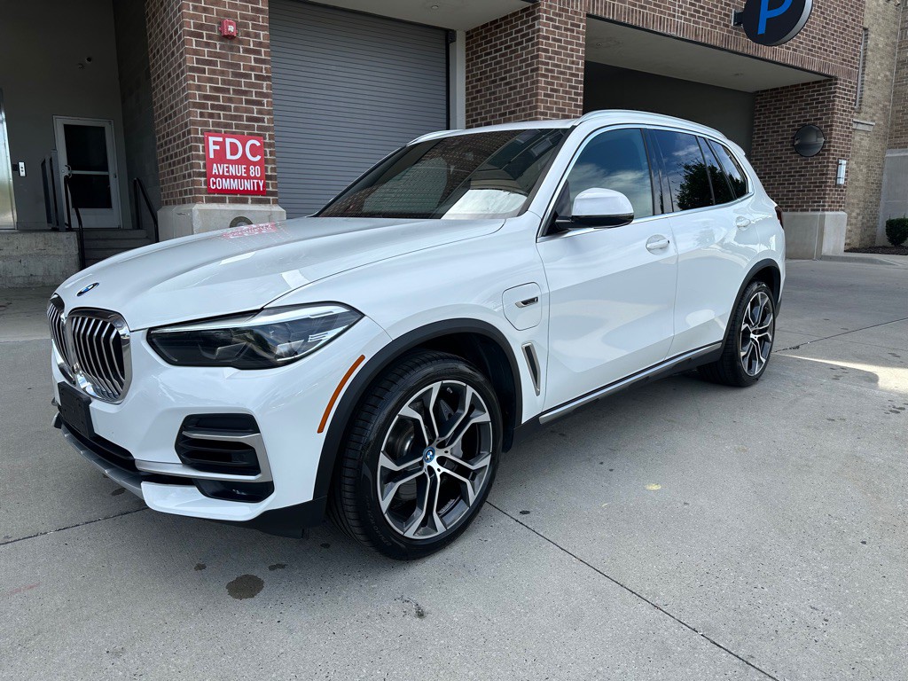 2022 BMW X5 Image 3