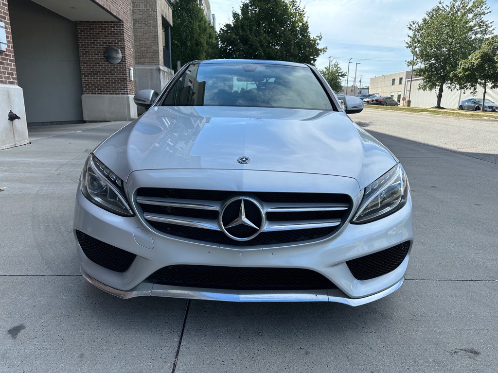 2018 Mercedes-Benz C-Class Image 2
