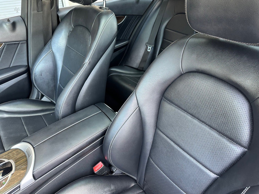 2018 Mercedes-Benz C-Class Image 13
