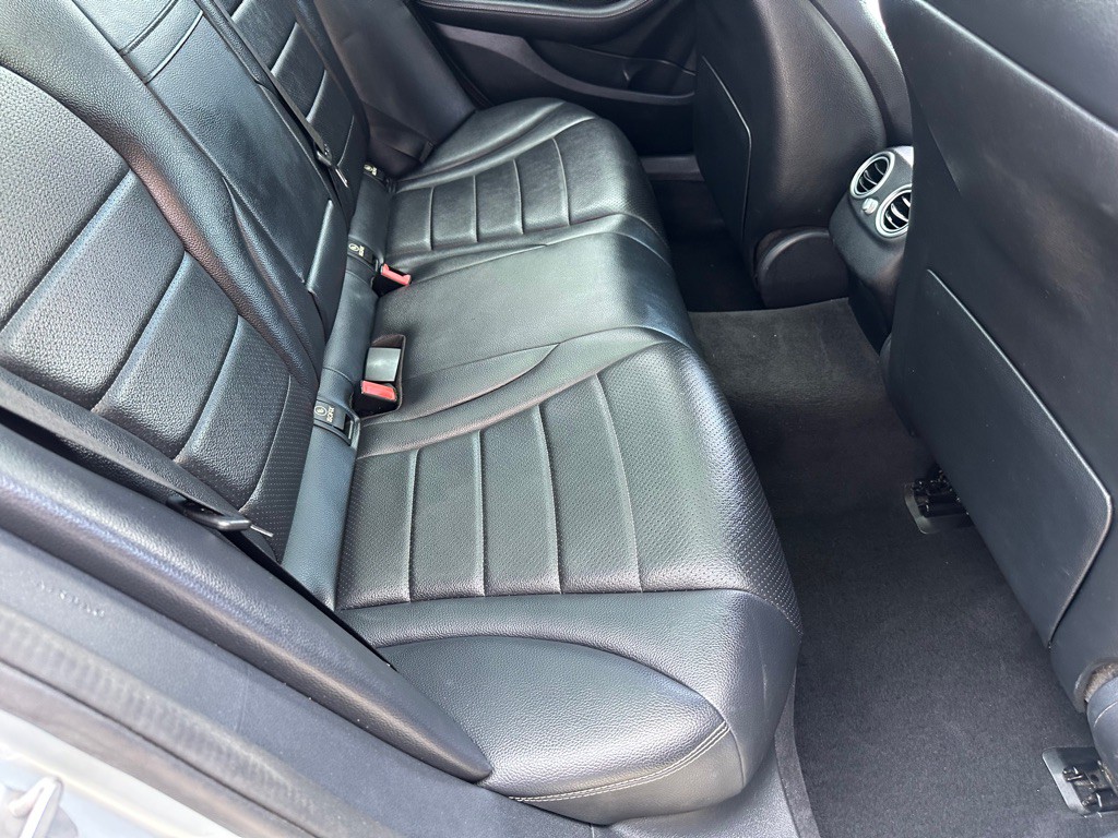 2018 Mercedes-Benz C-Class Image 20