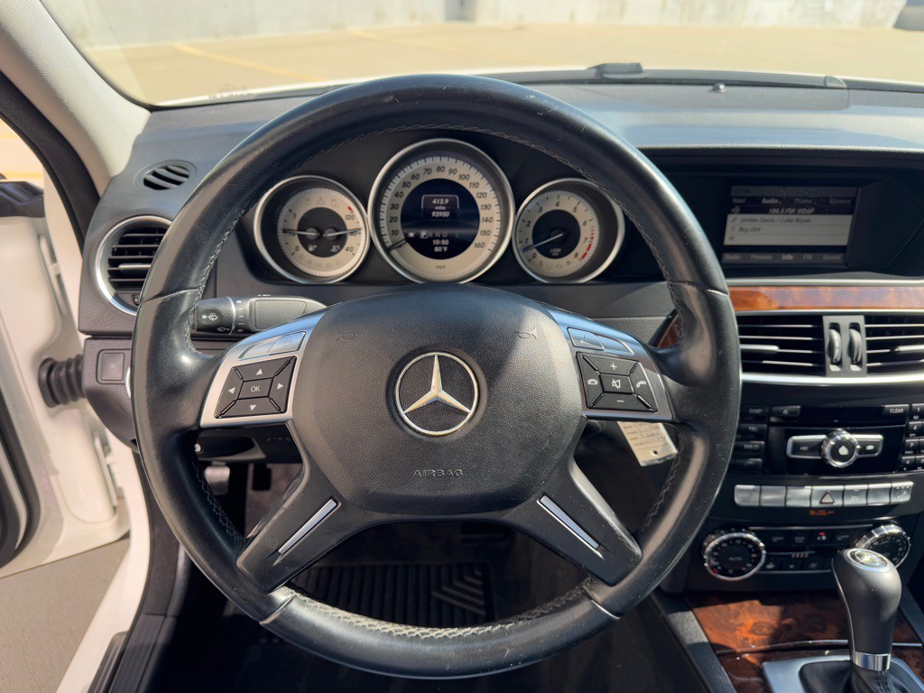 2013 Mercedes-Benz C-Class Image 15