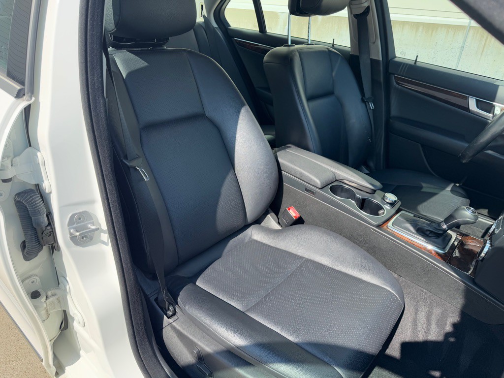 2013 Mercedes-Benz C-Class Image 27