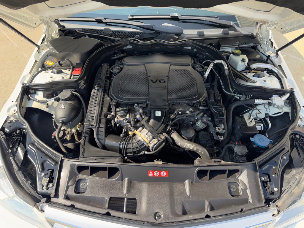 2013 Mercedes-Benz C-Class Image 28