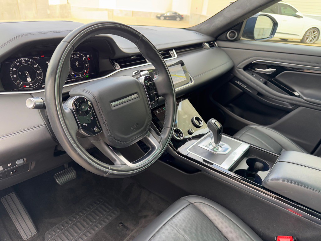 2020 Land Rover Range Rover Evoque Image 11