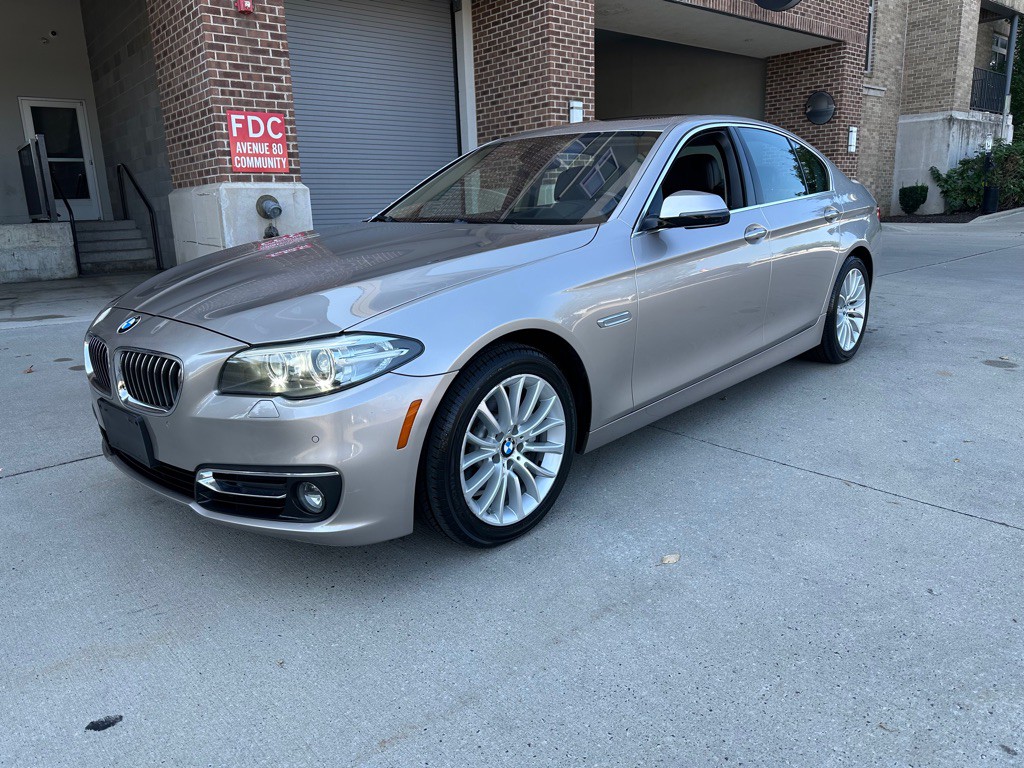 2015 BMW 5 Series Image 3