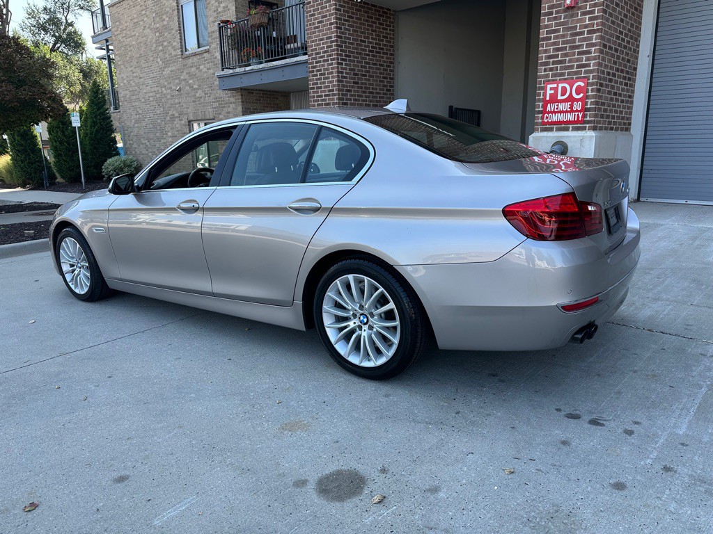 2015 BMW 5 Series Image 5