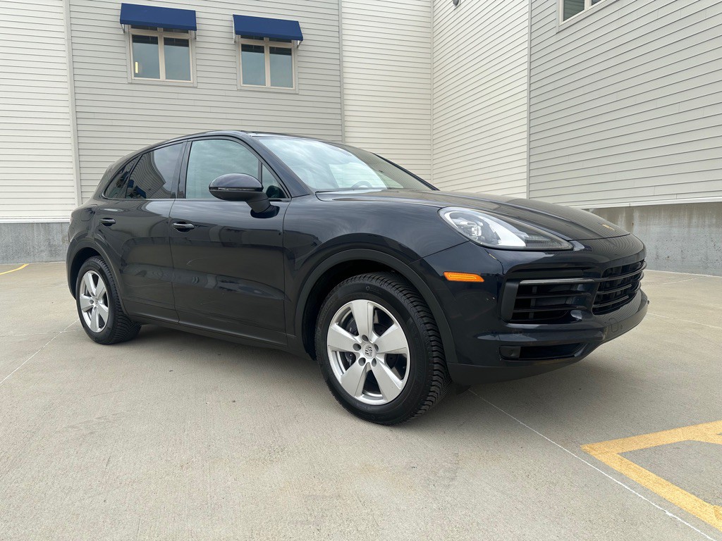 2021 Porsche Cayenne Image 1