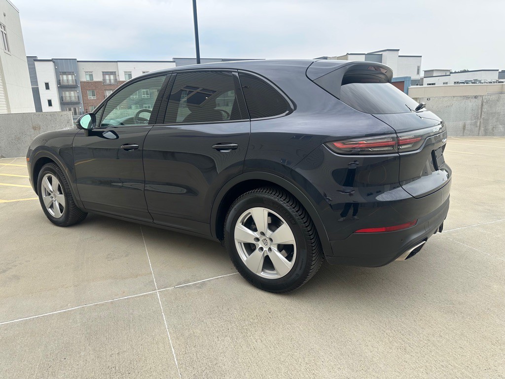 2021 Porsche Cayenne Image 5