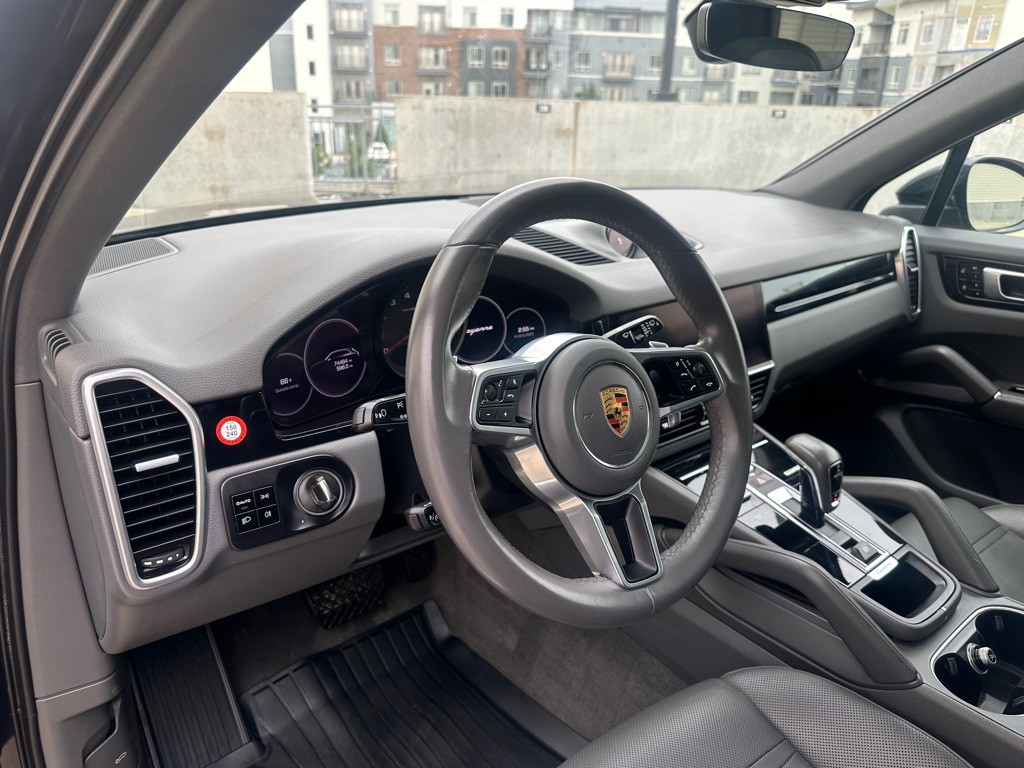 2021 Porsche Cayenne Image 10