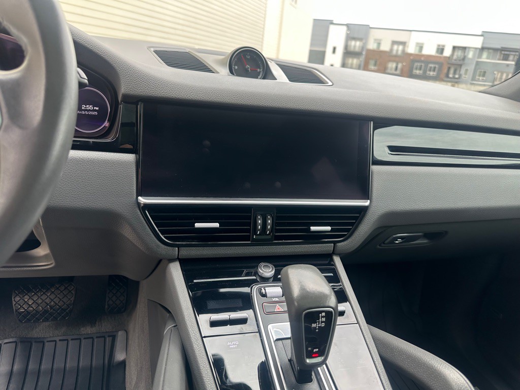 2021 Porsche Cayenne Image 11