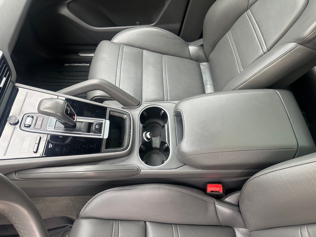 2021 Porsche Cayenne Image 12