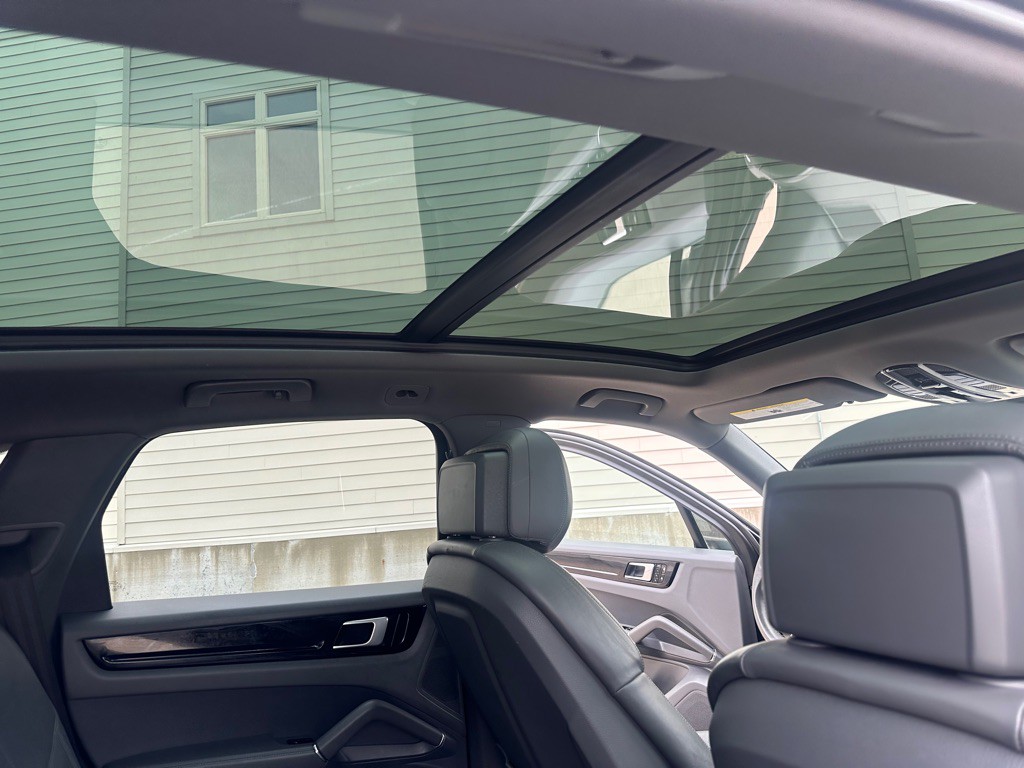 2021 Porsche Cayenne Image 20