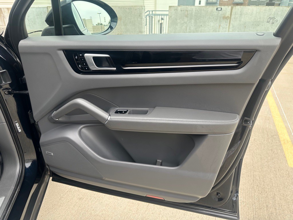 2021 Porsche Cayenne Image 29