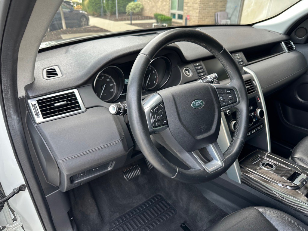 2019 Land Rover Discovery Sport Image 10