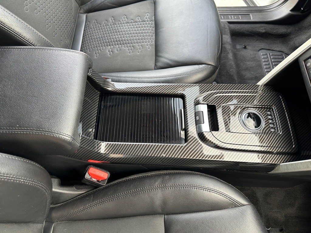 2019 Land Rover Discovery Sport Image 22