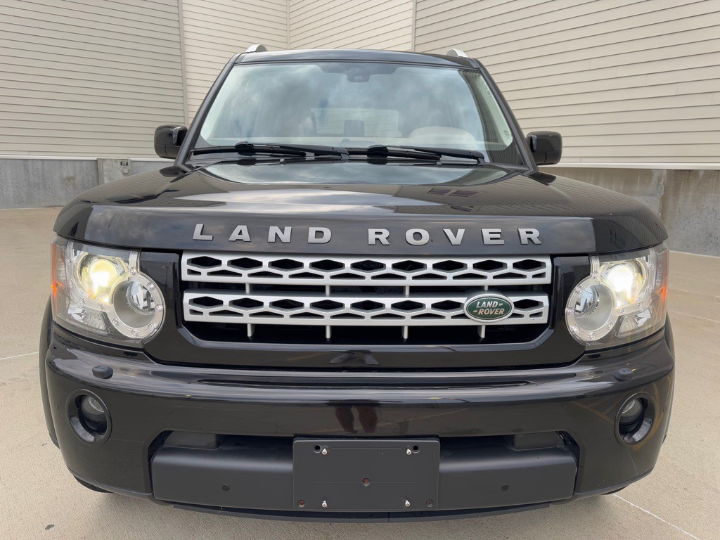 2012 Land Rover LR4 Image 8